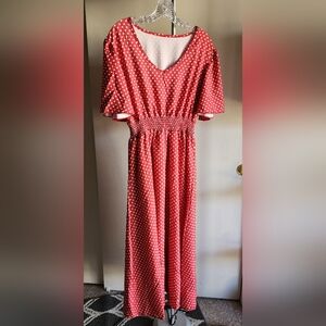 NWOT! Polka Dot Maxi Dress ❤️